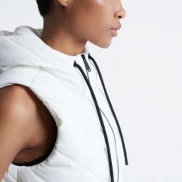 NEW CALVIN KLEIN Hooded Diamond Quilted Vest Cloud 367mn - Picture 6 of 6